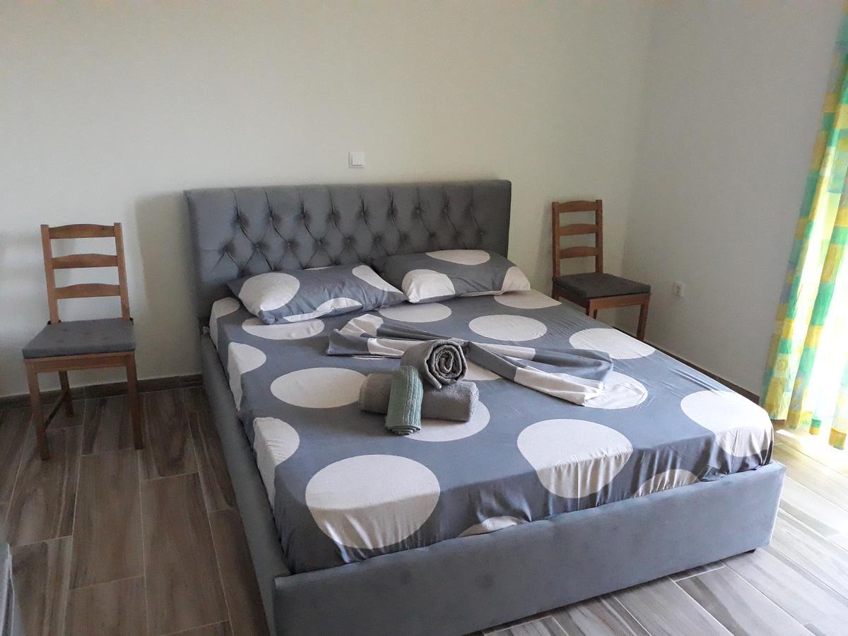 Studios&Apartment Niko Luka Ksamil Extérieur photo