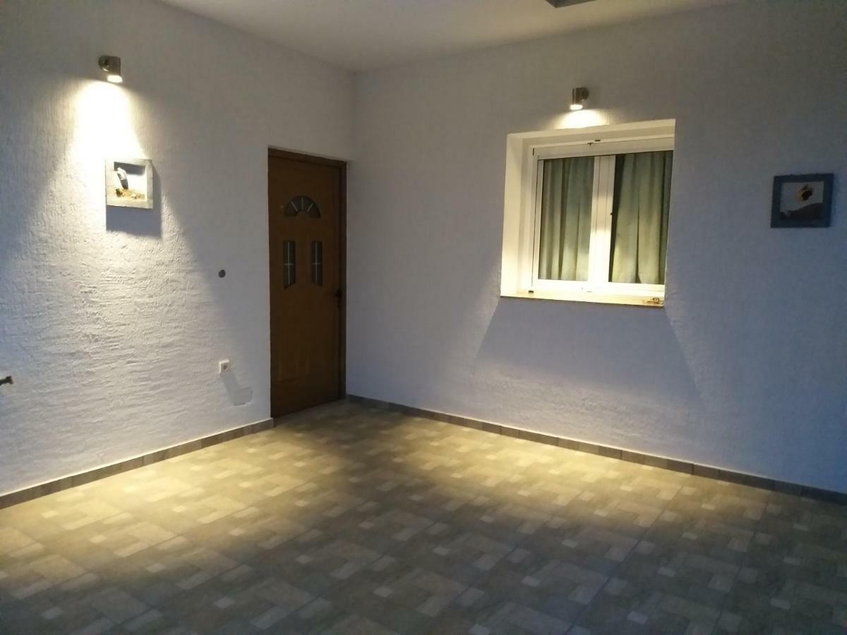 Studios&Apartment Niko Luka Ksamil Extérieur photo